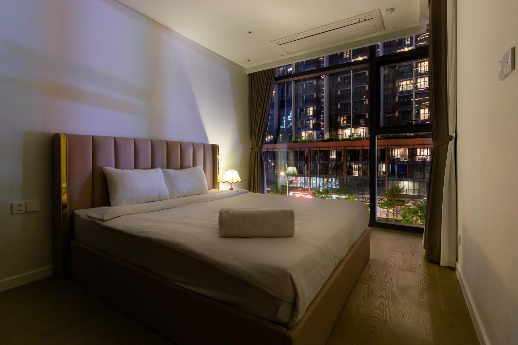 The Metropole Complex Opera-galleria-crest * Ho Chi Minh City